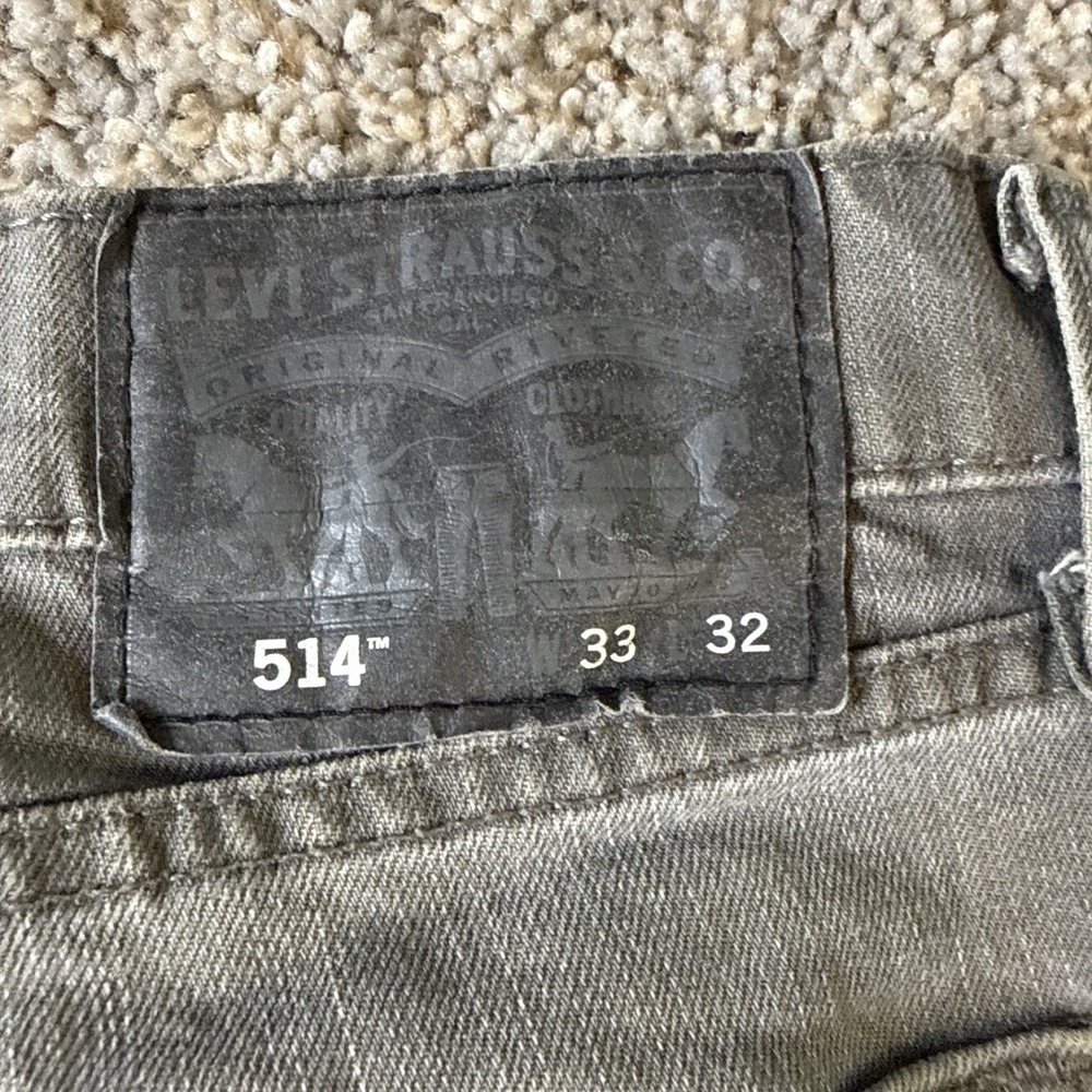 Levis 514 Men's Straight Fit Grey Denim Jeans Faded Size 33x32 - Picture 3 of 7